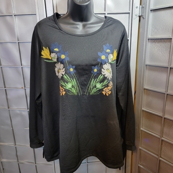 For The Republic Floral Embroidered long tie sleeve size 0X - Picture 1 of 10